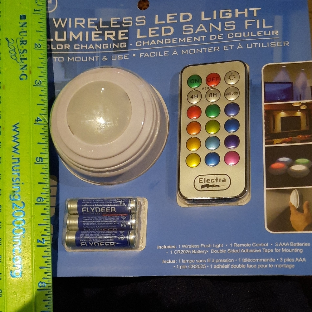 Wireless LED Reading Light w/ Remote 12 Color Changing New In Box Plus Batteries